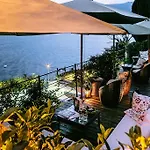 Bed & Breakfast Relais Vittoria 4*