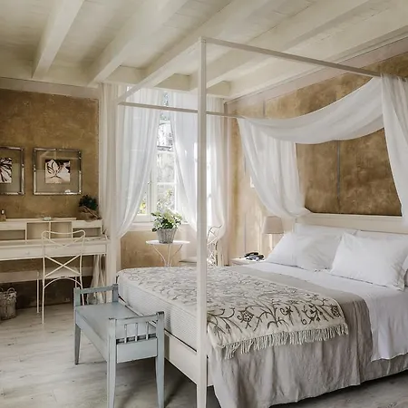 Relais Vittoria Bed & Breakfast 4*