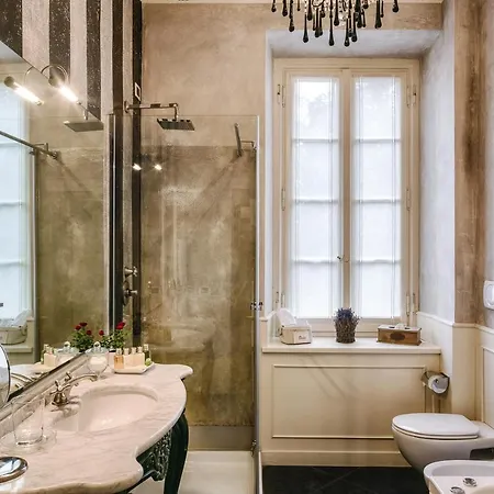 Oda ve Kahvaltı Relais Vittoria Laglio