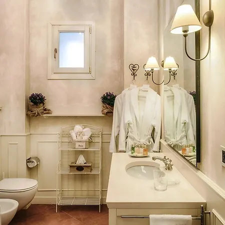 Relais Vittoria ベッド・アンド・ブレックファスト 4*