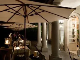 ベッド・アンド・ブレックファスト Relais Vittoria ラーリオ